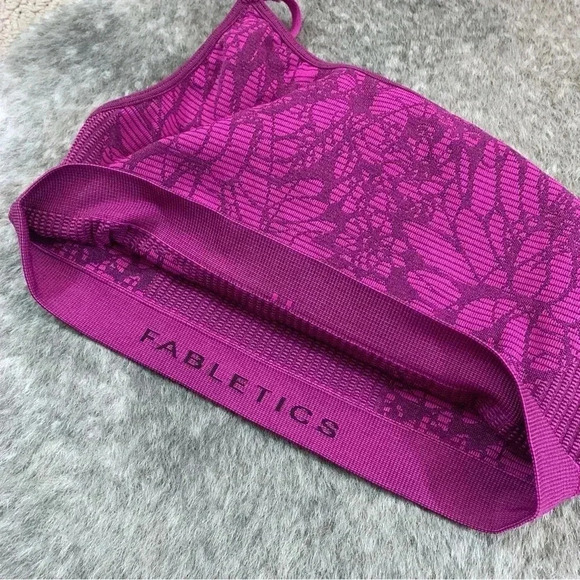 Fabletics Samana Seamless Sports Bra - Picture 7 of 10